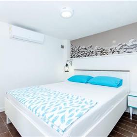 3 Bedroom Villa with Pool near Sumartin on Brac Island, Sleeps 6-8