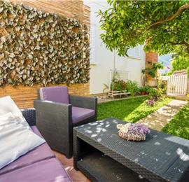 2 Bedroom Apartment with Garden in Babin Kuk, Near Dubrovnik Old Town, Sleeps 2-4