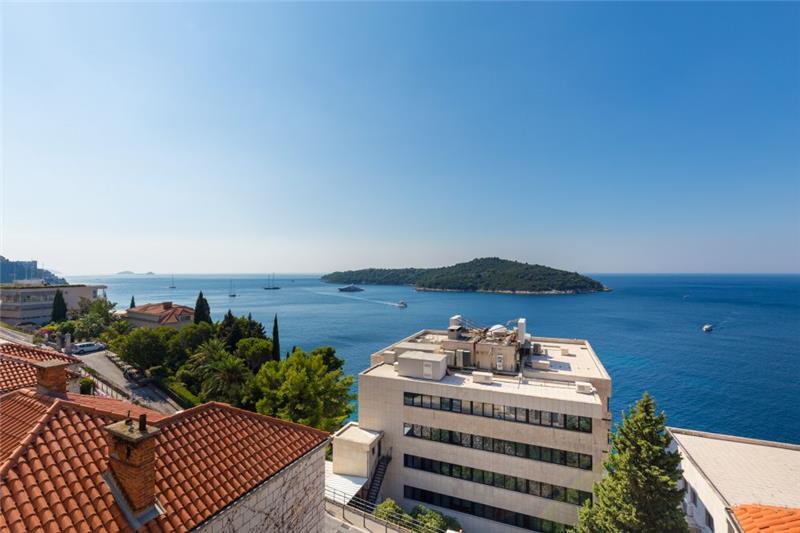 Sea-view villa in Dubrovnik, photograph 23