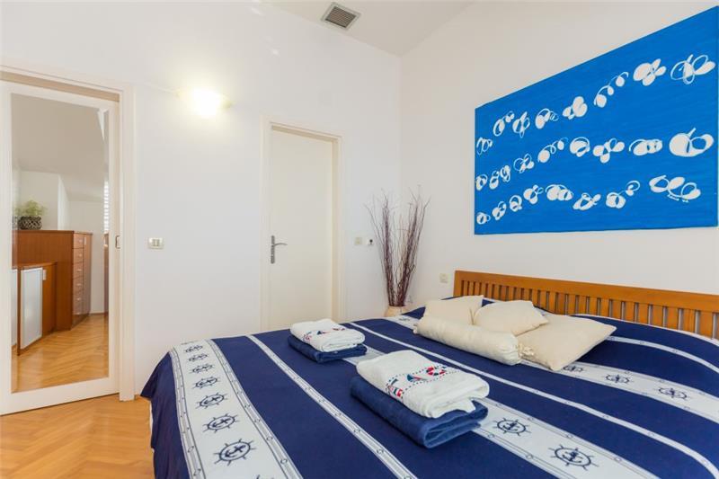 Sea-view villa in Dubrovnik, photograph 15