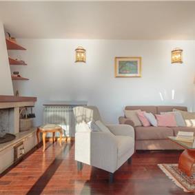 2 Bedroom Apartment with Terrace and Sea Views near Dubrovnik Old Town, Sleeps 4