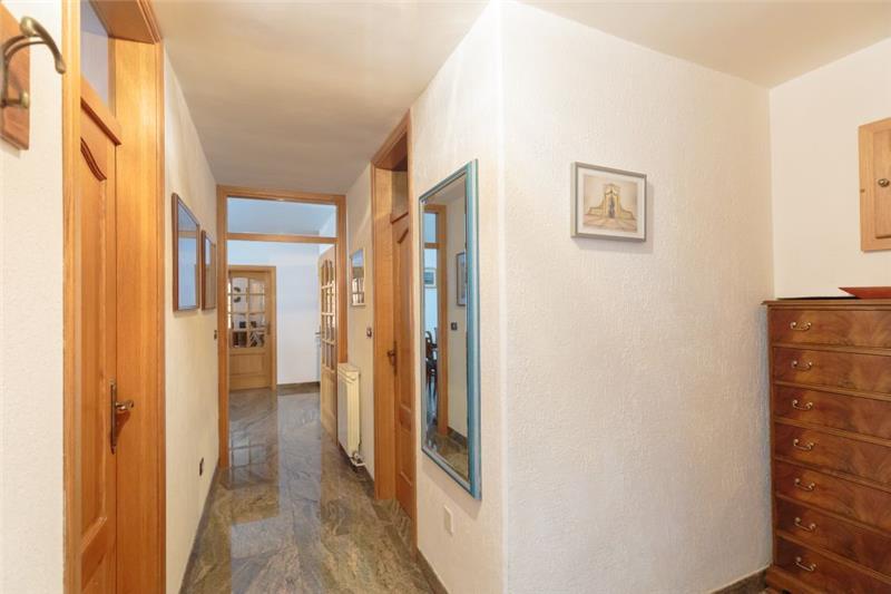 Sea-view villa in Dubrovnik, photograph 18