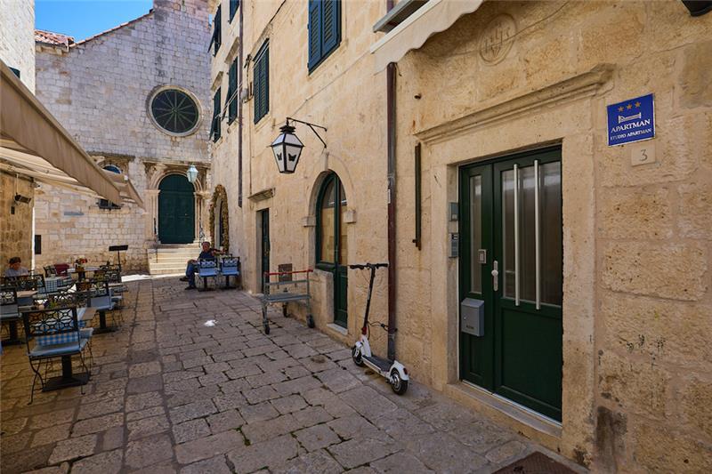 Villa in Dubrovnik Old Town, photograph 16