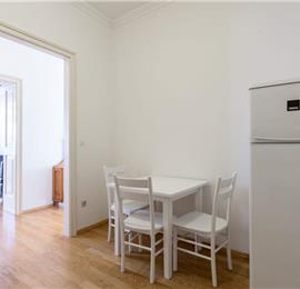 3 Bedroom Apartment with Terrace near to Dubrovnik Old Town, Sleeps 6