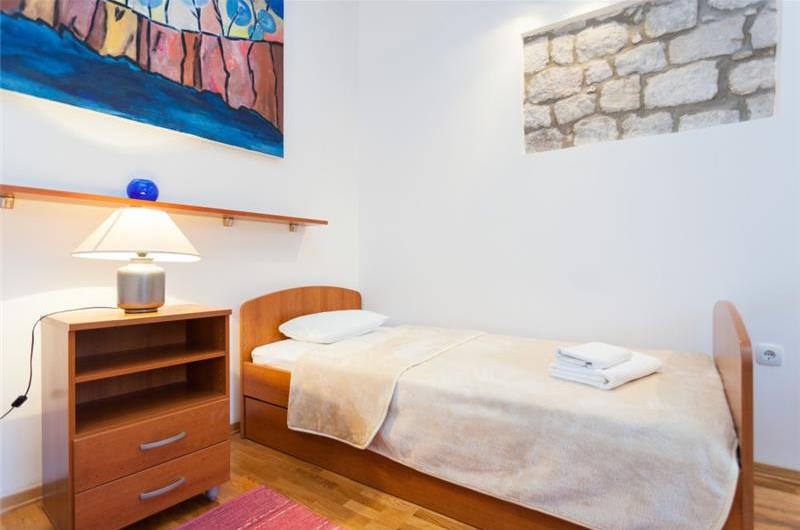 2 Bedroom Apartment in Dubrovnik Old Town, Sleeps 4-6 
