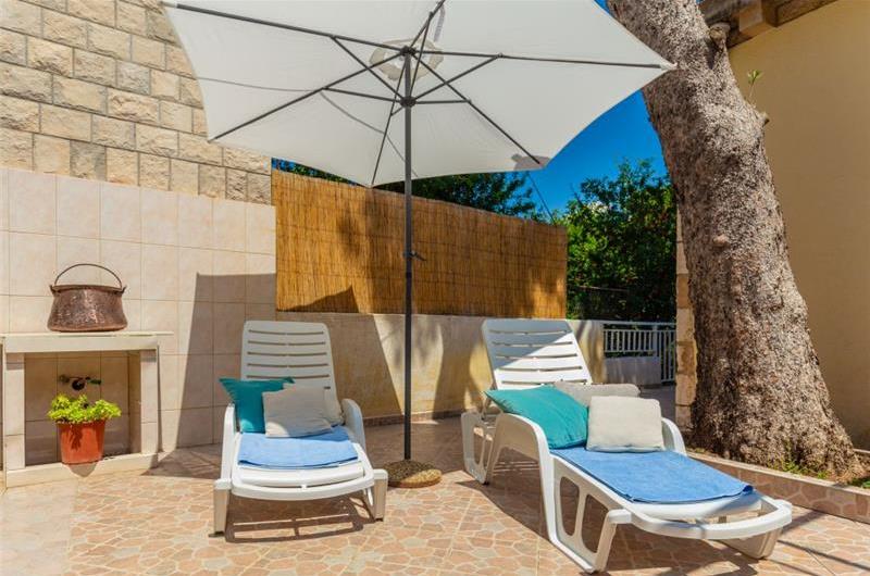 2 Bedroom Apartment with Terrace near Dubrovnik Old Town, Sleeps 4-6