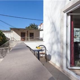 1 Bedroom 1st Floor Apartment with Balcony near Dubrovnik Old Town, Sleeps 2