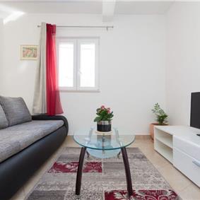 1 Bedroom 1st Floor Apartment with Balcony near Dubrovnik Old Town, Sleeps 2