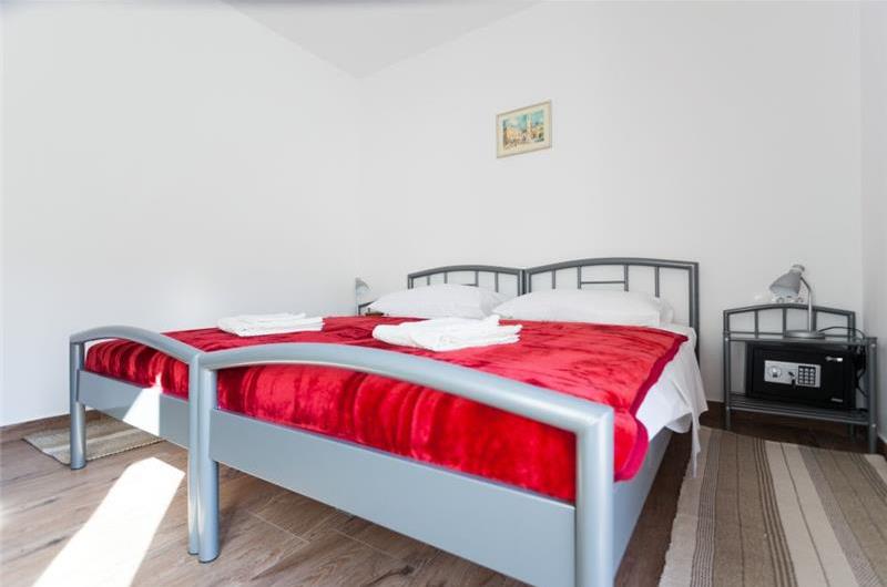 1 Bedroom 1st Floor Apartment with Balcony near Dubrovnik Old Town, Sleeps 2