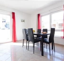 1 Bedroom 1st Floor Apartment with Balcony near Dubrovnik Old Town, Sleeps 2