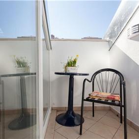 1 Bedroom 2nd Floor Apartment with Balcony near Dubrovnik Old Town, Sleeps 2-3