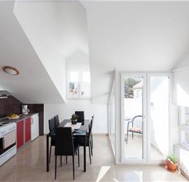 1 Bedroom 2nd Floor Apartment with Balcony near Dubrovnik Old Town, Sleeps 2-3