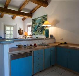 4 Bedroom Villa with Pool and Large Gardens near San Pantaleo, Costa Smeralda – Sleeps 8 