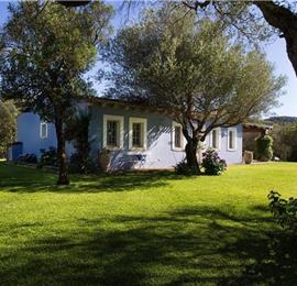 4 Bedroom Villa with Pool and Large Gardens near San Pantaleo, Costa Smeralda – Sleeps 8 