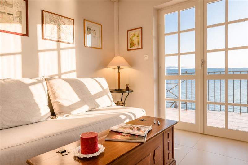 Beachfront villa in Stanici, photograph 26