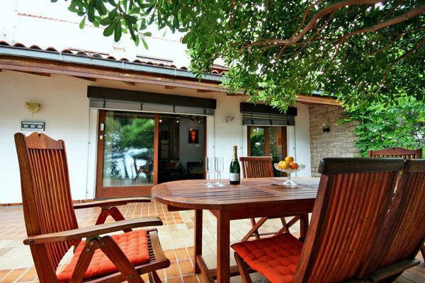 Beachfront villa in Medici, photograph 23