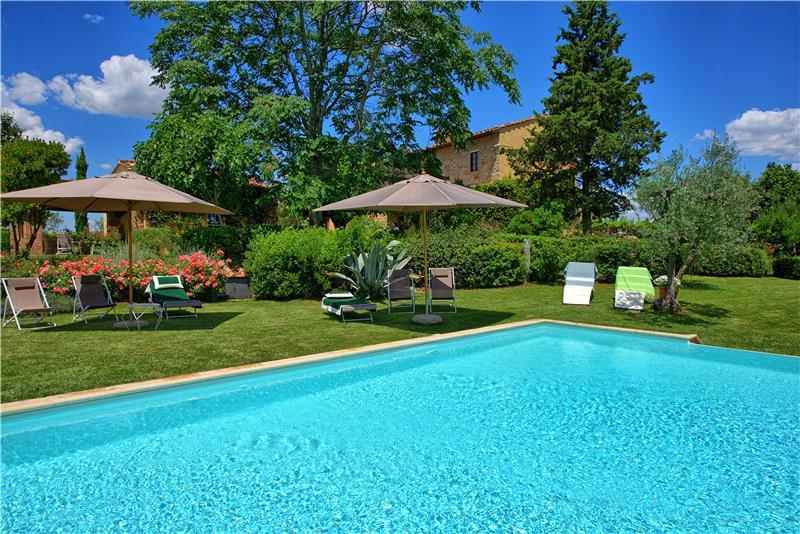 Villa in Tuscany, photograph 2