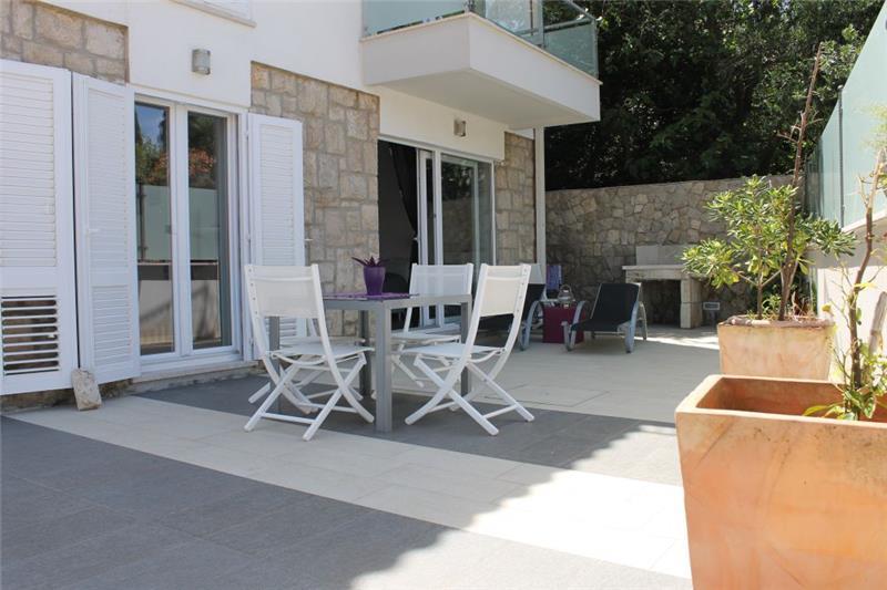 Villa in Cavtat, photograph 1