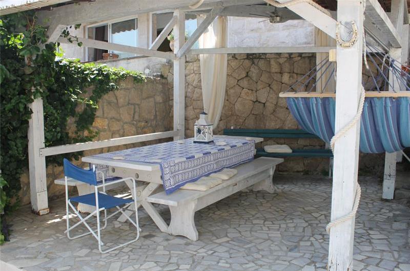 1 Bedroom First Floor Apartment with Terrace and Sea View in Cavtat, Sleeping 2-4