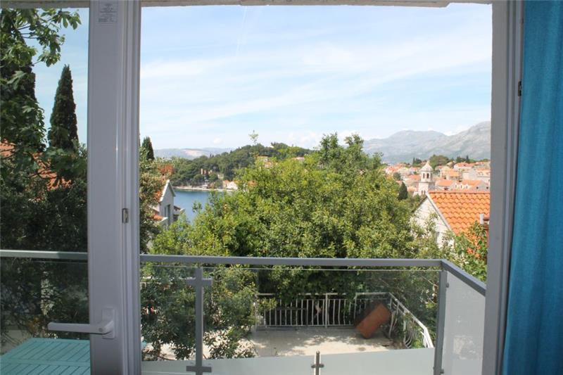 Sea-view villa in Cavtat, photograph 3