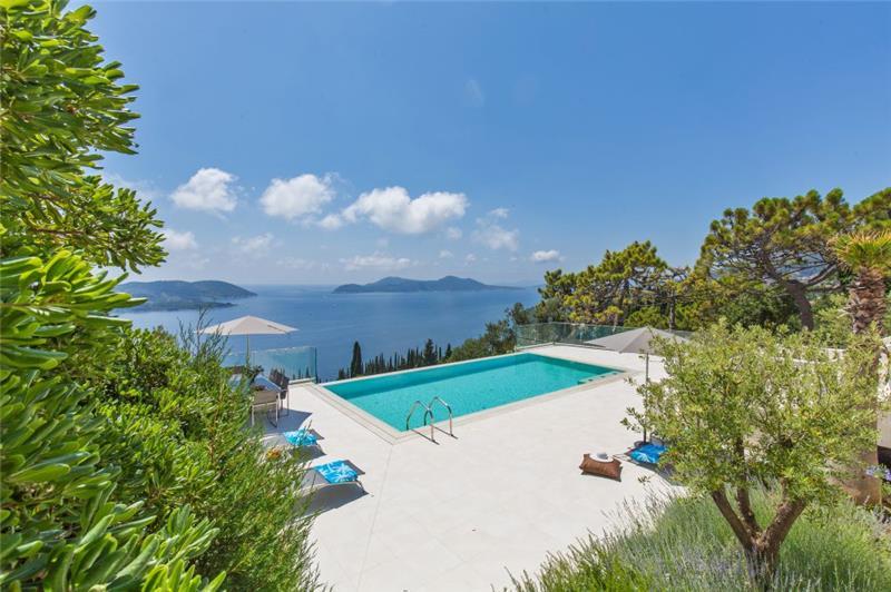 Sea-view villa in Orasac, photograph 6