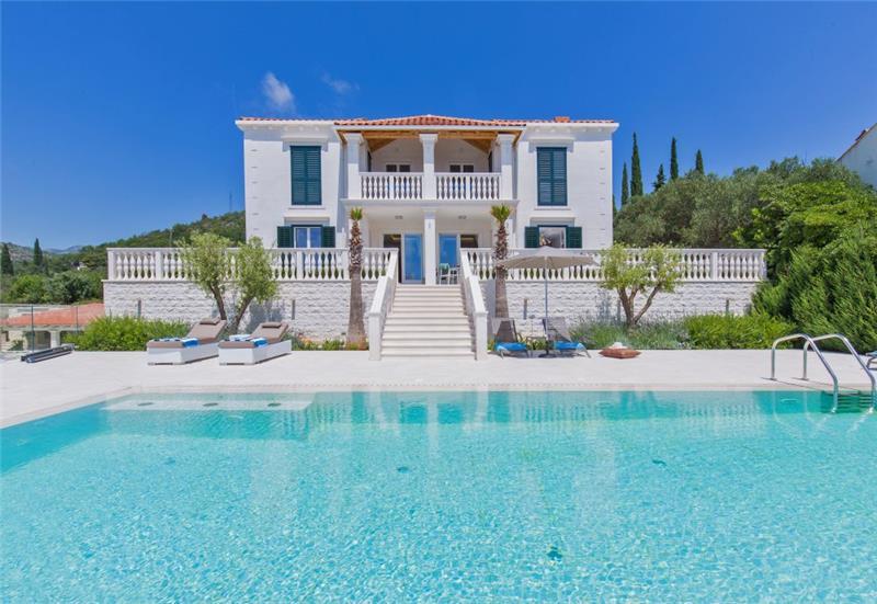 Sea-view villa in Orasac, photograph 3