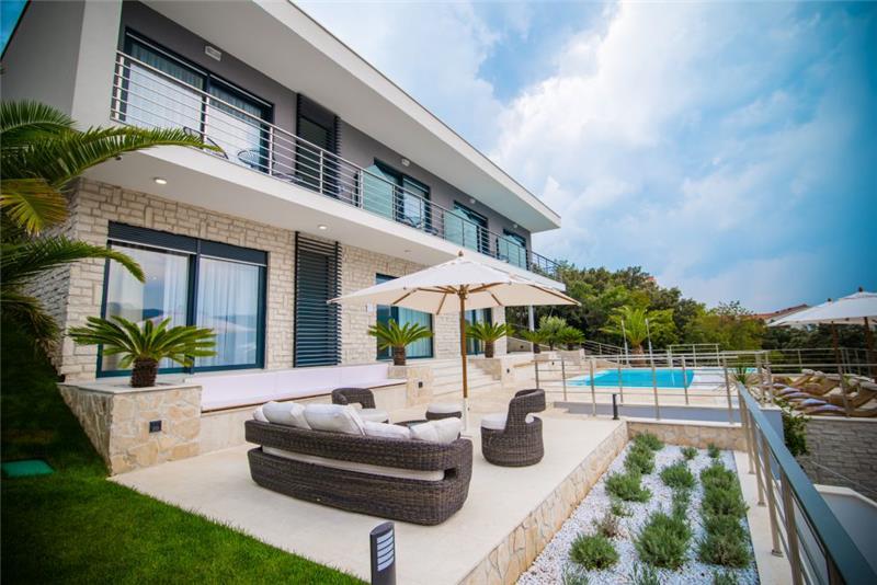 Beachfront villa in Dubrovnik, photograph 5