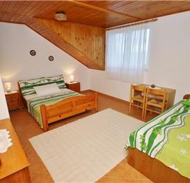 4 Bedroom Villa with Pool in Viganj near Orebic, Sleeps 8-10