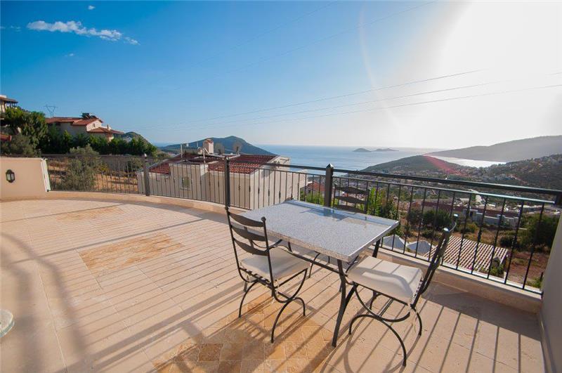 Sea-view villa in Kalkan, photograph 3