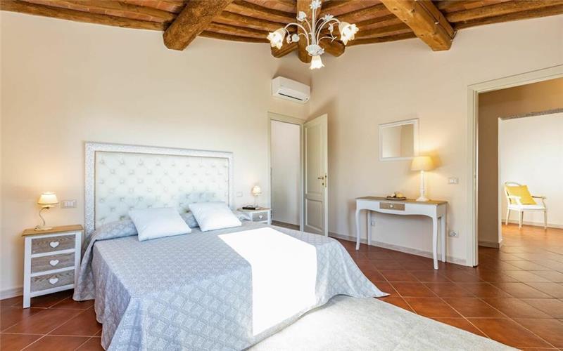 Villa in Tuscany, photograph 26