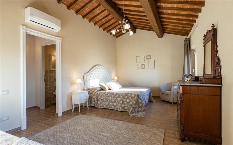 Villa in Tuscany, photograph 22