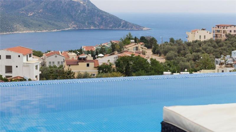 Sea-view villa in Kalkan, photograph 6