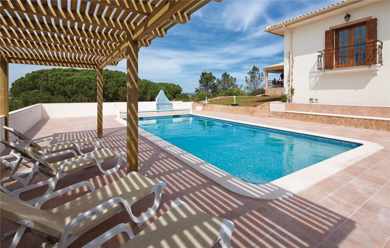 Villa in Algoz, photograph 2