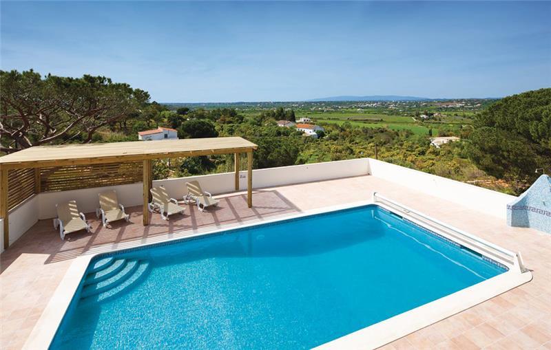 Villa in Algoz, photograph 1