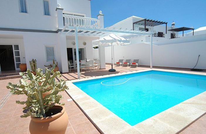 Villa in Lanzarote, photograph 2