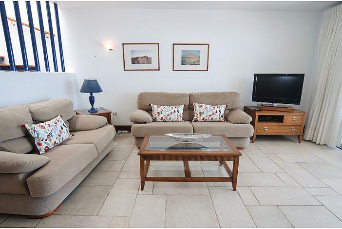 Sea-view villa in Lanzarote, photograph 8