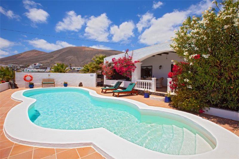 Sea-view villa in Lanzarote, photograph 21