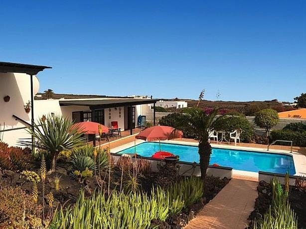 Sea-view villa in Lanzarote, photograph 21