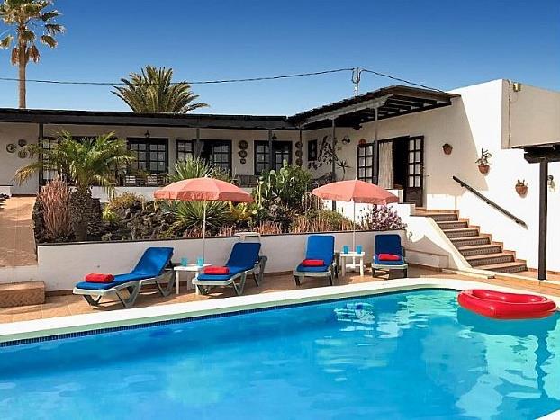 Sea-view villa in Lanzarote, photograph 3