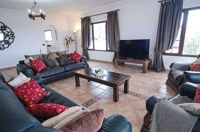 Sea-view villa in Lanzarote, photograph 8