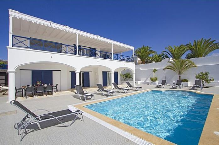 Sea-view villa in Lanzarote, photograph 2