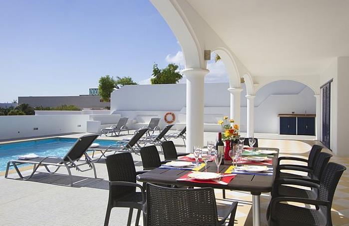 Sea-view villa in Lanzarote, photograph 3