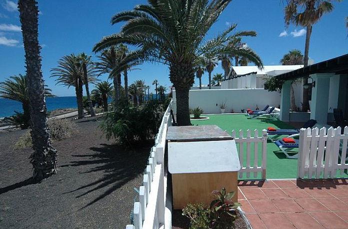 Sea-view villa in Lanzarote, photograph 2
