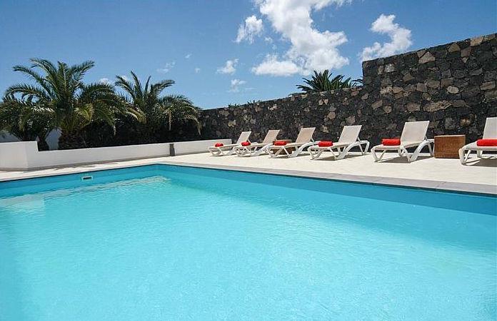 Sea-view villa in Lanzarote, photograph 4