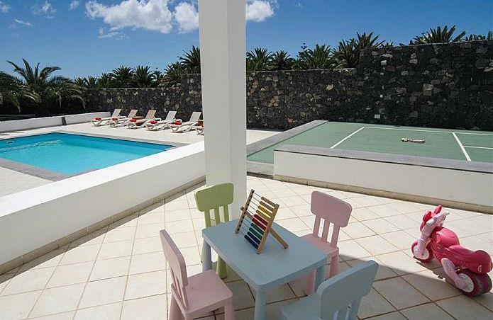 Sea-view villa in Lanzarote, photograph 7