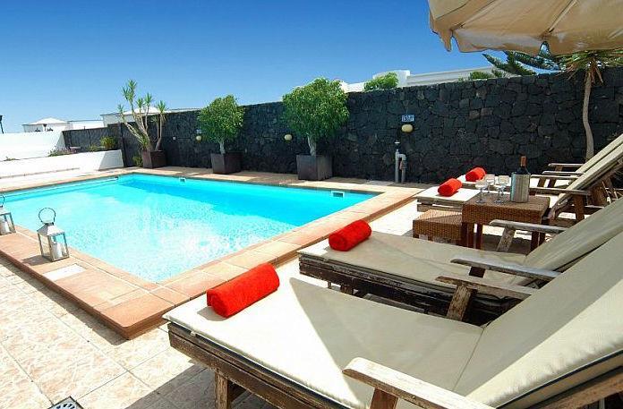 Villa in Lanzarote, photograph 2