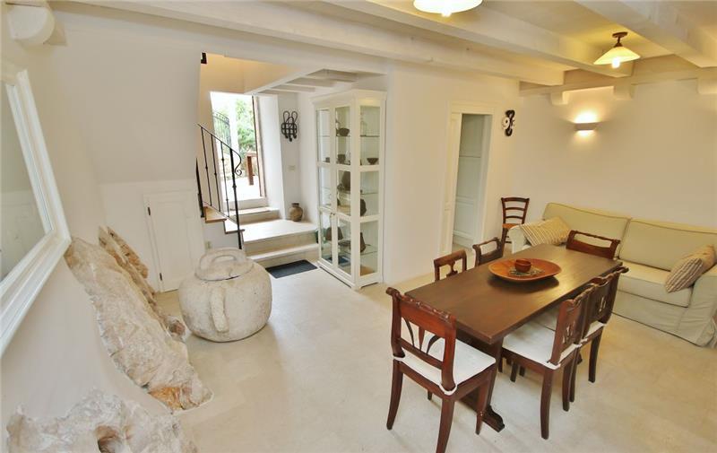 Sea-view villa in Mali Ston, photograph 4