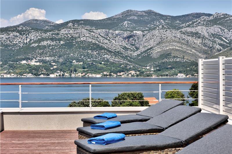2 x 3 Bedroom Villas with Sea Views and Pools on Korcula Island, Sleeps 6 