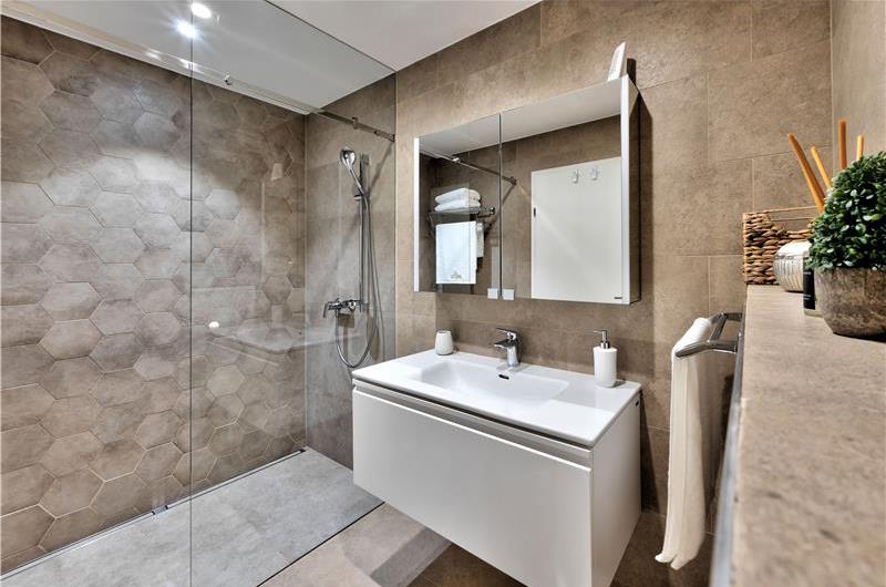 2 x 3 Bedroom Villas with Sea Views and Pools on Korcula Island, Sleeps 6 