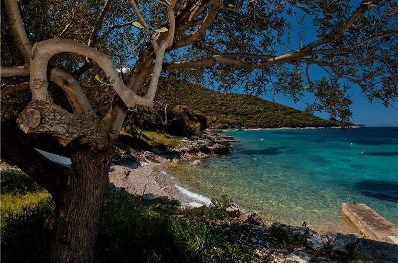 2 x 3 Bedroom Villas with Sea Views and Pools on Korcula Island, Sleeps 6 